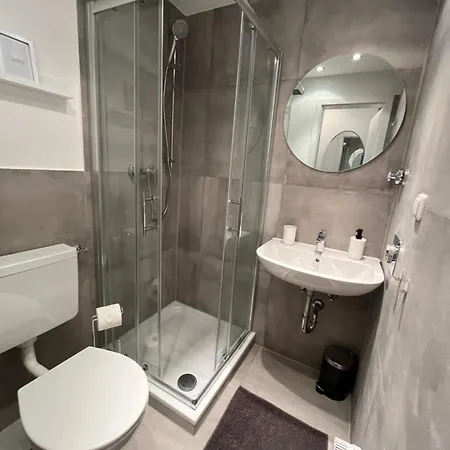 Apartamento Studioapartment/messewohnung